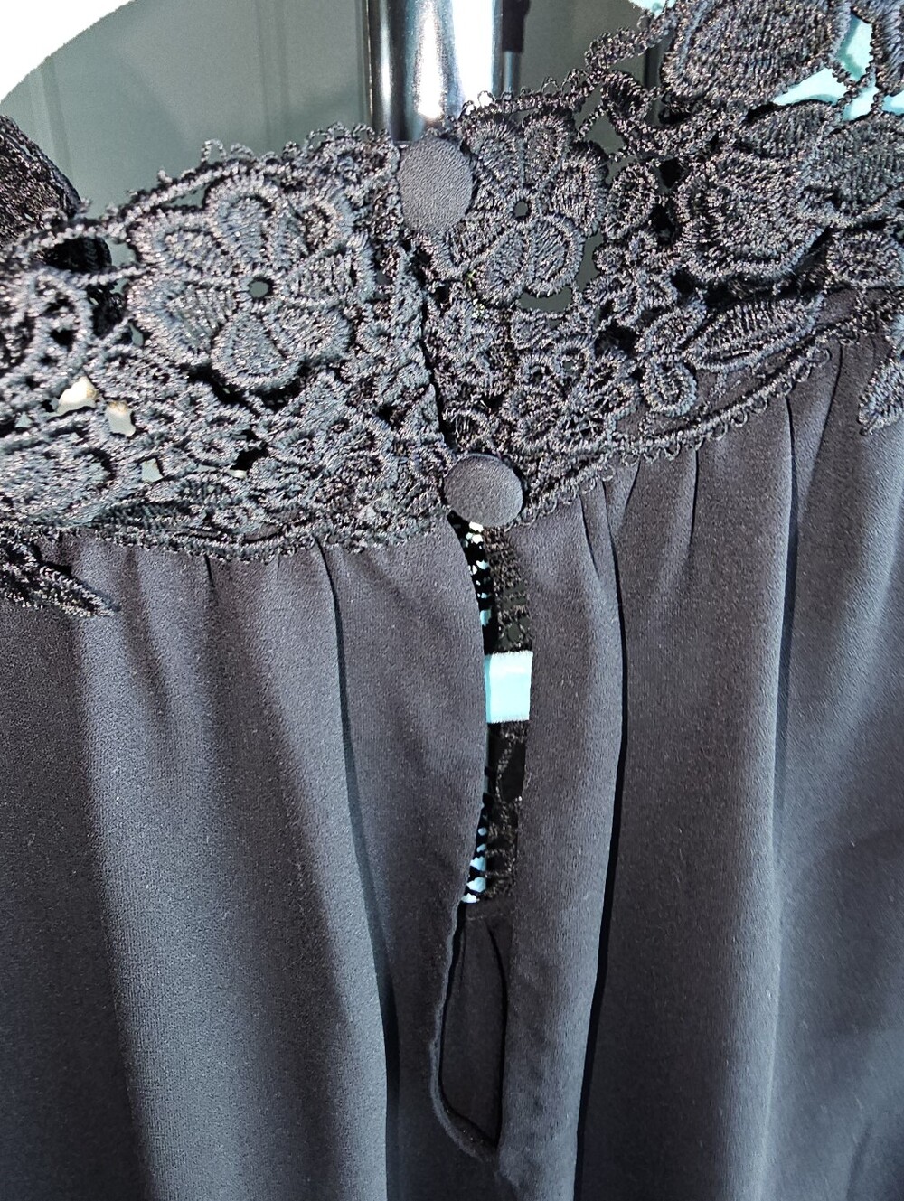 Kate Spade Black Lace Yoke Sleeveless Camisole Sz XL - Picture 5 of 10